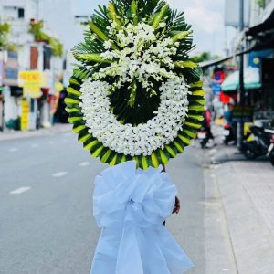 Kệ hoa chia buồn